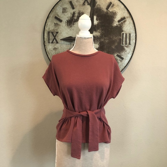 Express Tops - Express Pink Front Tie Shirt